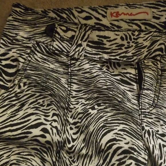 Shorts - Picture 2 of 4